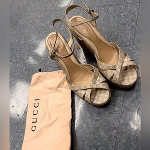 Women’s Gucci Quilted Wedge Shoes Size 41(10)